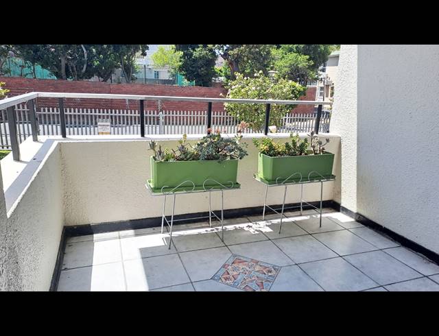 2 bed property to rent in WYNBERG
